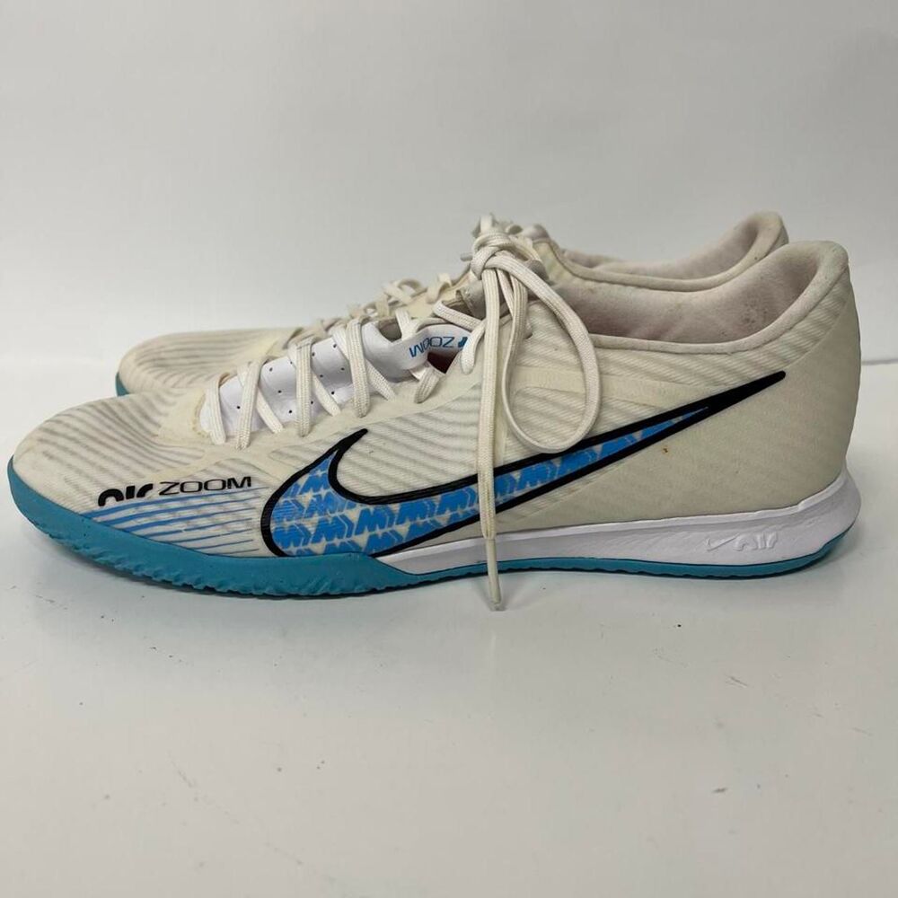 Nike Men's multi Footwear
